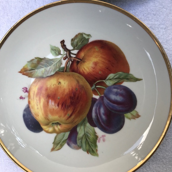 ❤😀Host Pick😀❤Vintage Mitterteic Dessert Plates - Picture 2 of 8